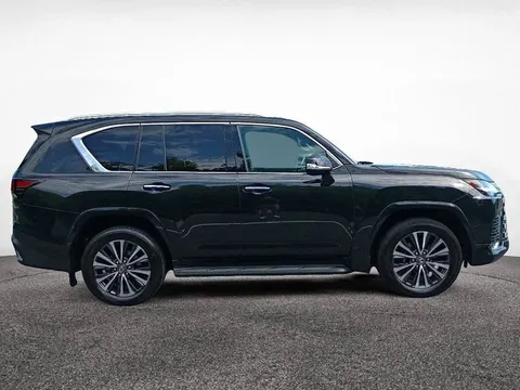 2025 Lexus LX 600 Premium