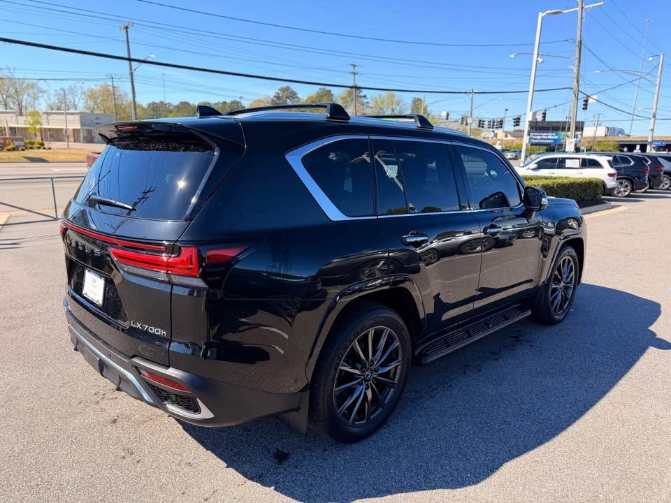 2025 Lexus LX 4th Gen - Image 4 of 19