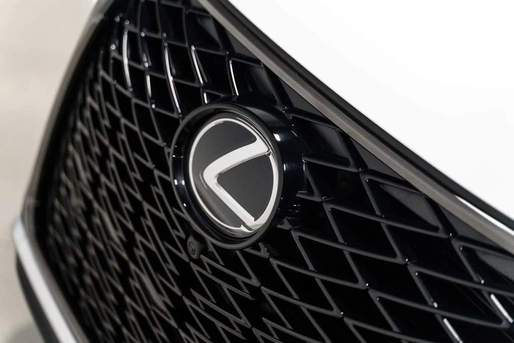 2025 Lexus LX 4th Gen - Image 3 of 21