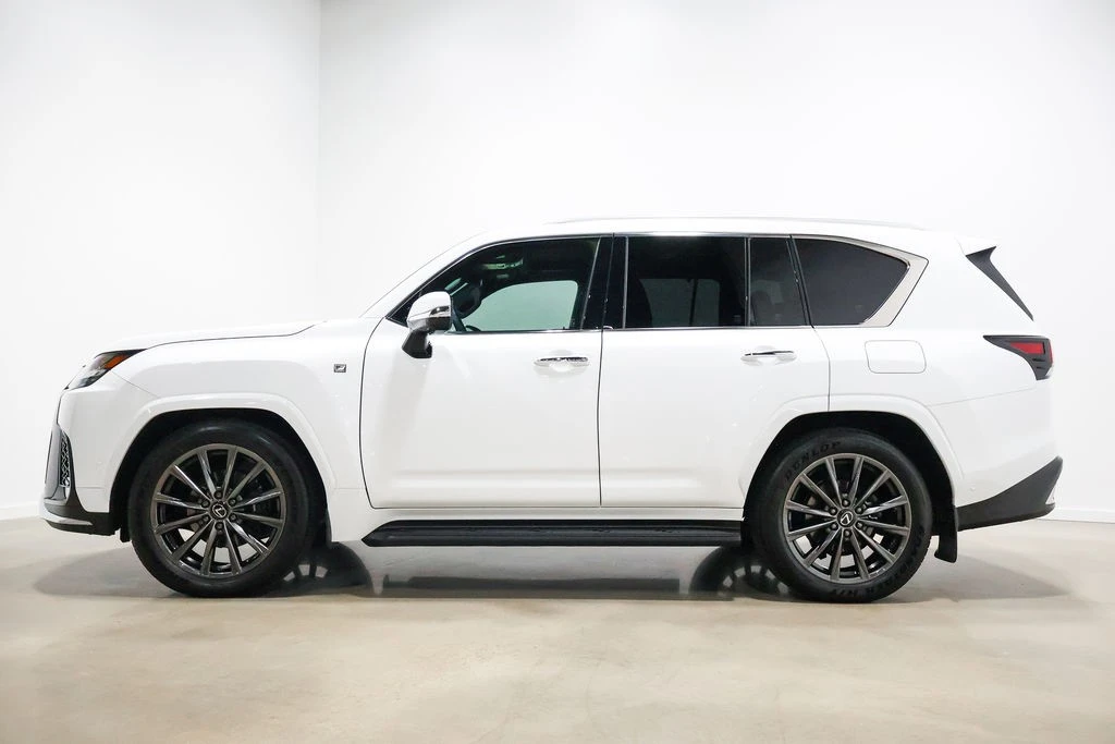 2025 Lexus LX 4th Gen - Image 13 of 21
