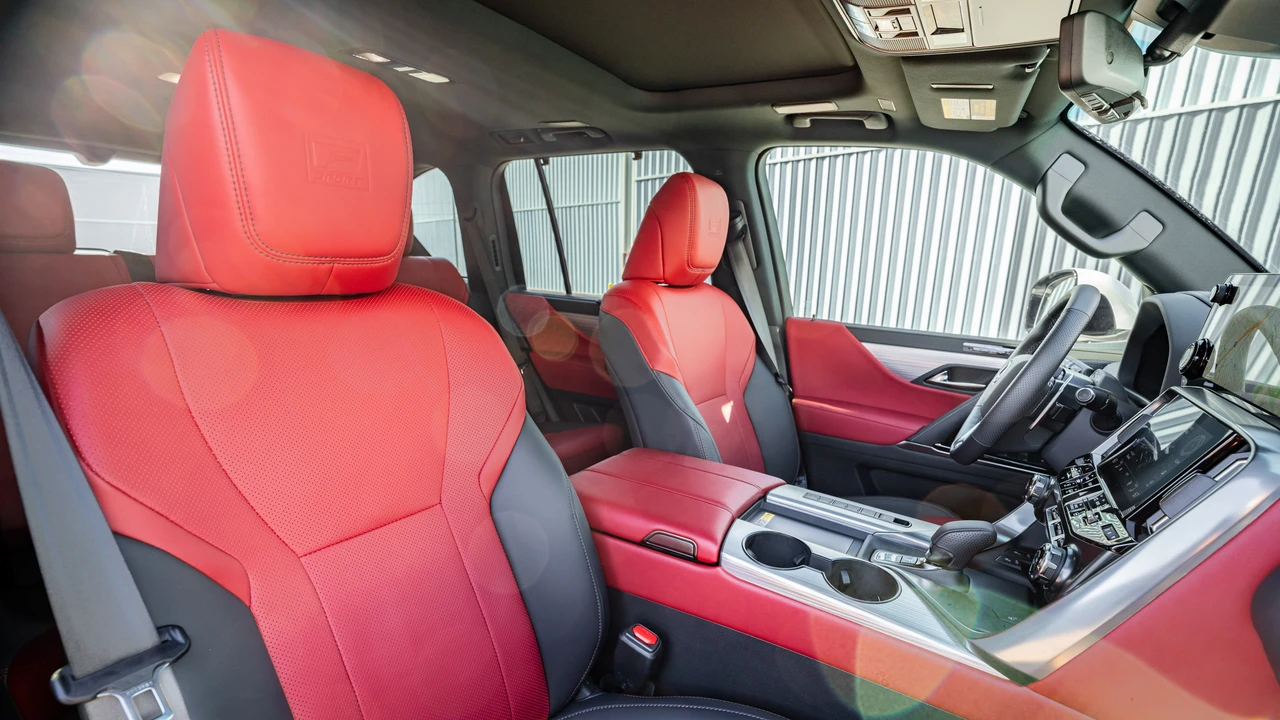 2025 Lexus LX 3rd Gen - Image 6 of 7