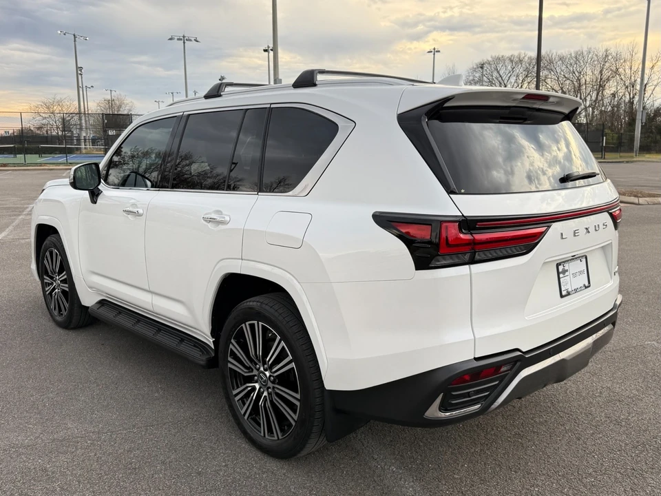 2025 Lexus LX 4th Gen - Image 4 of 12