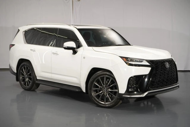 2025 Lexus LX 4th Gen - Image 9 of 21