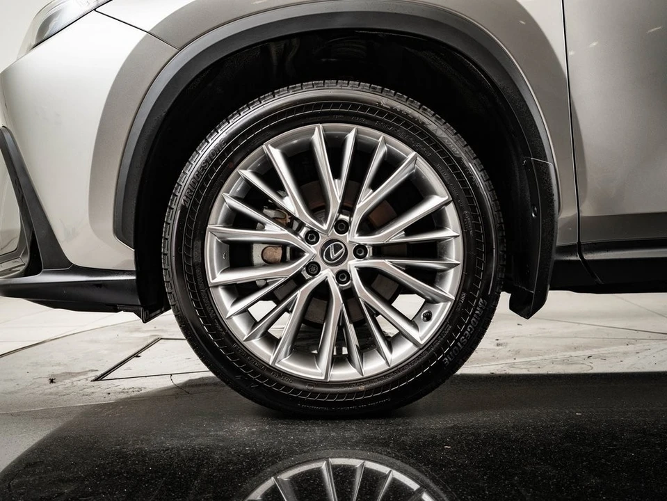 2025 Lexus NX 2nd Gen - Image 13 of 21