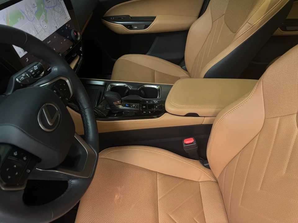 2025 Lexus NX 2nd Gen - Image 12 of 21