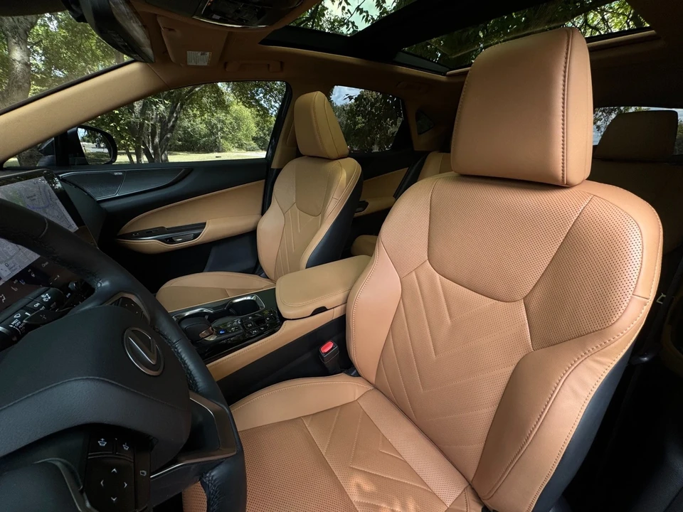 2025 Lexus NX 2nd Gen - Image 11 of 21