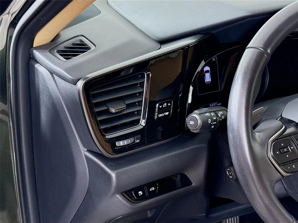 2025 Lexus NX 2nd Gen - Image 10 of 21