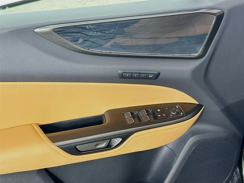 2025 Lexus NX 2nd Gen - Image 17 of 21