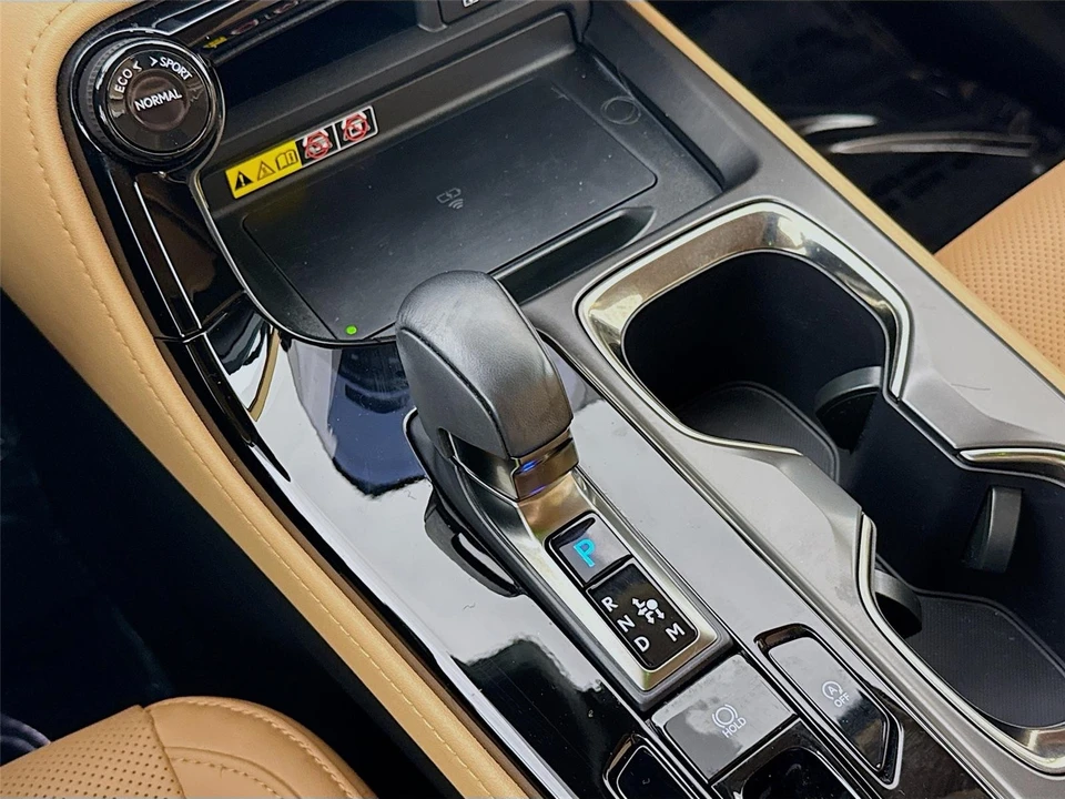 2025 Lexus NX 2nd Gen - Image 16 of 21