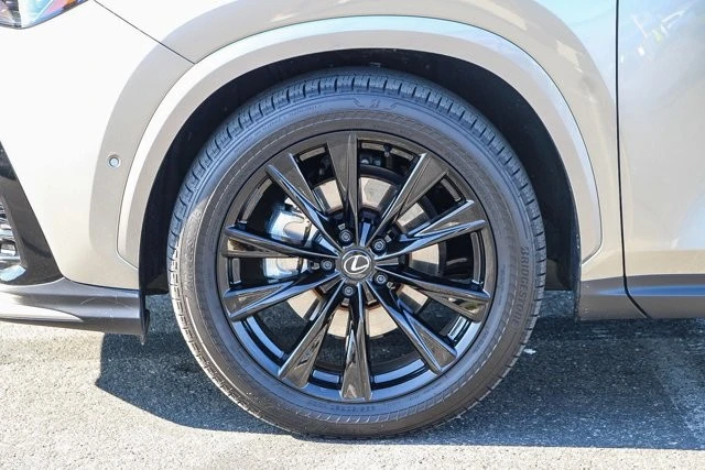 2025 Lexus NX 2nd Gen - Image 9 of 12