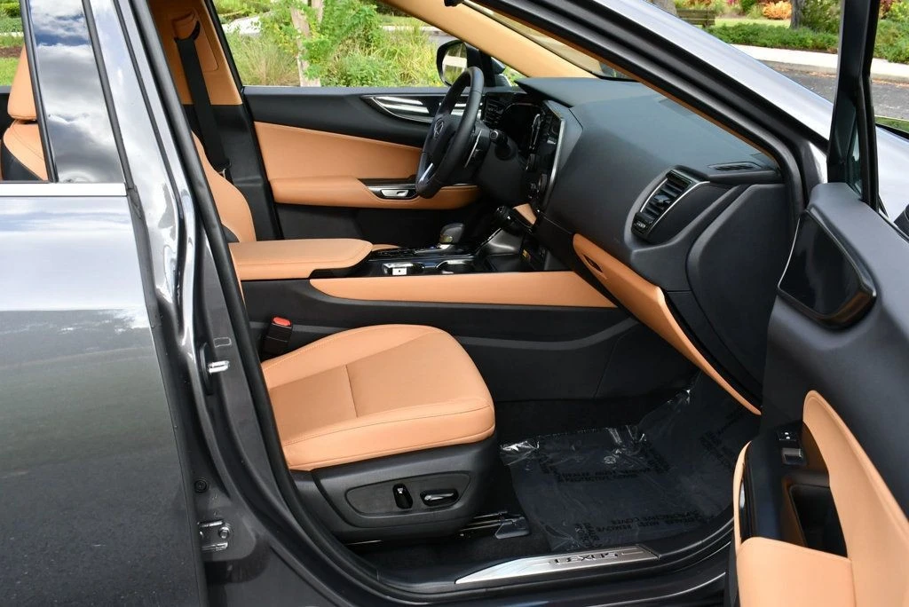 2025 Lexus NX 2nd Gen - Image 19 of 21