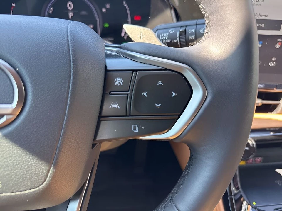 2025 Lexus NX 2nd Gen - Image 18 of 21