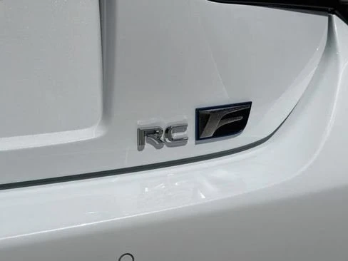 2025 Lexus RC F - Image 11 of 20
