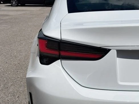 2025 Lexus RC F - Image 10 of 20