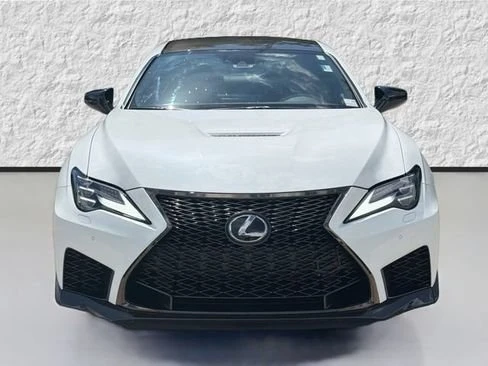2025 Lexus RC F - Image 8 of 20