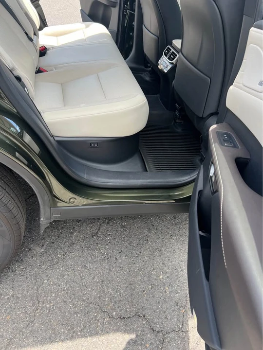 2025 Lexus RX 5th Gen - Image 7 of 10
