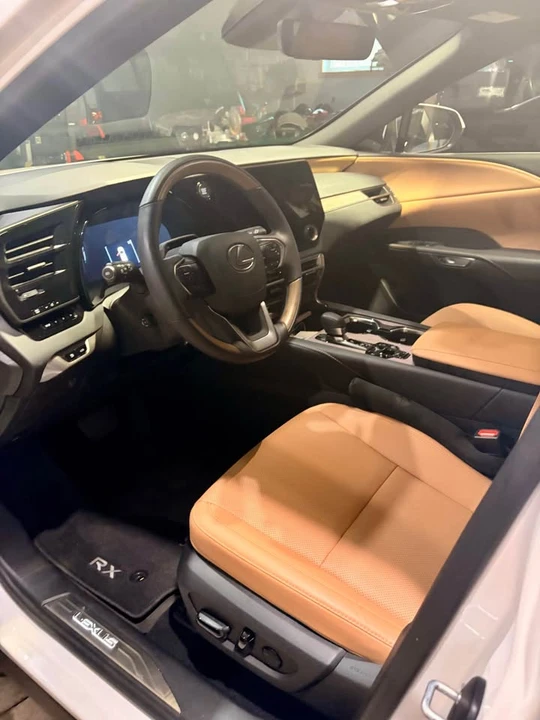 2025 Lexus RX 5th Gen - Image 2 of 4