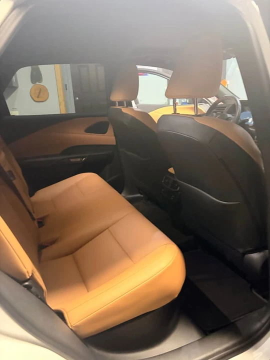 2025 Lexus RX 5th Gen - Image 4 of 4