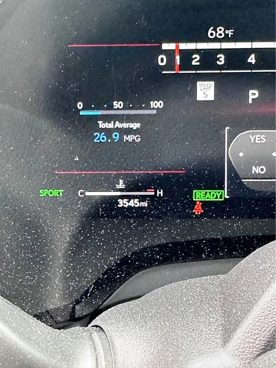 2025 Lexus RX 5th Gen - Image 9 of 21