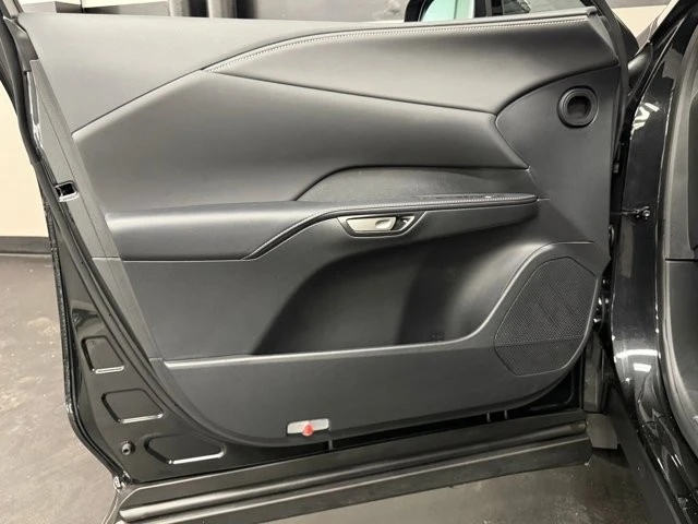 2025 Lexus RX 5th Gen - Image 20 of 21