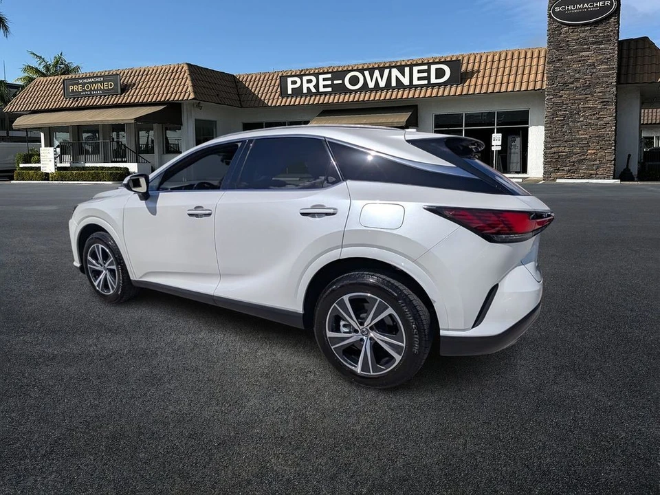 2025 Lexus RX 5th Gen - Image 5 of 21