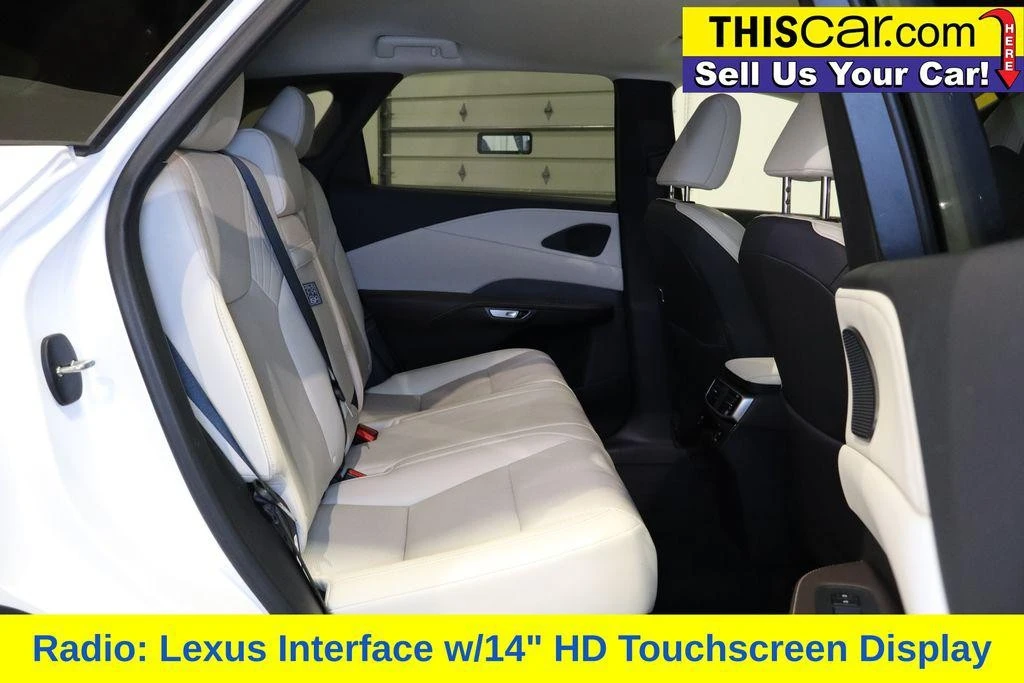 2025 Lexus RX 5th Gen - Image 16 of 21