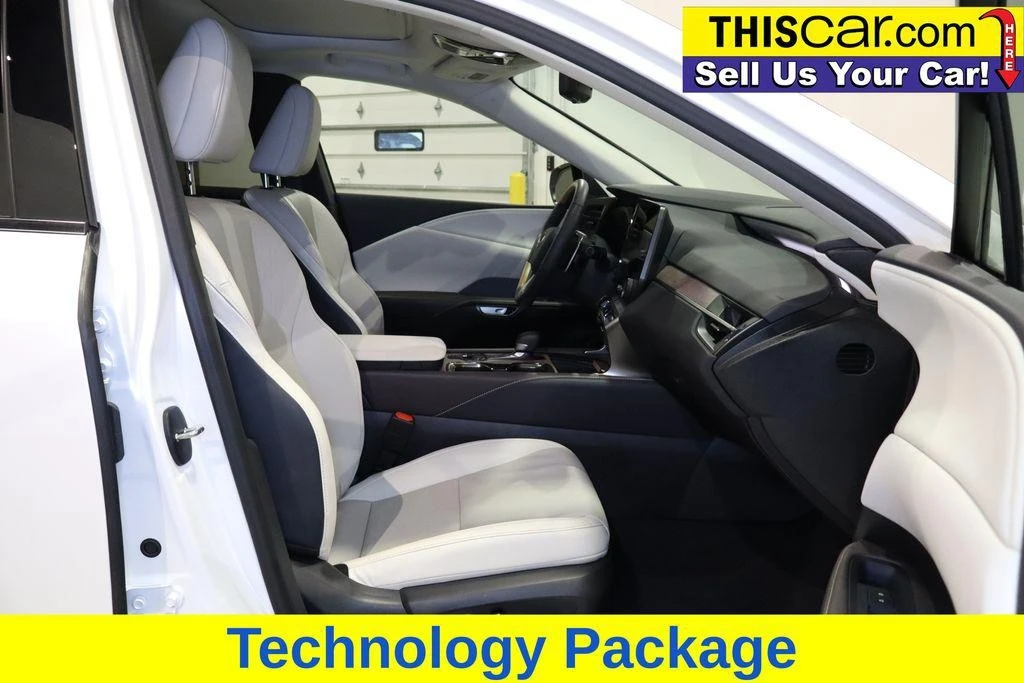 2025 Lexus RX 5th Gen - Image 15 of 21