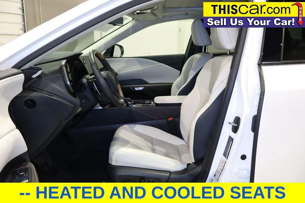 2025 Lexus RX 5th Gen - Image 12 of 21