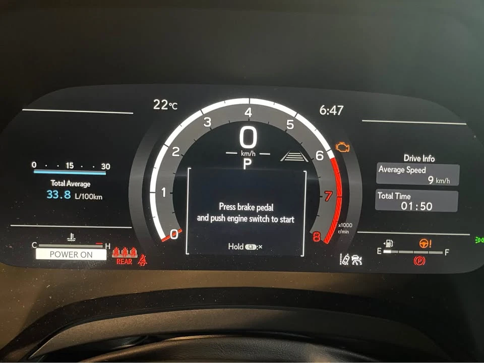 2025 Lexus RX 5th Gen - Image 17 of 20