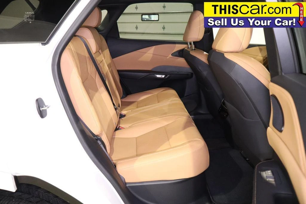 2025 Lexus RX 5th Gen - Image 30 of 31