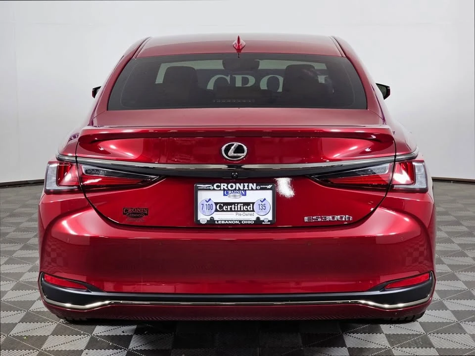 2025 Lexus ES 7th Gen - Image 4 of 19