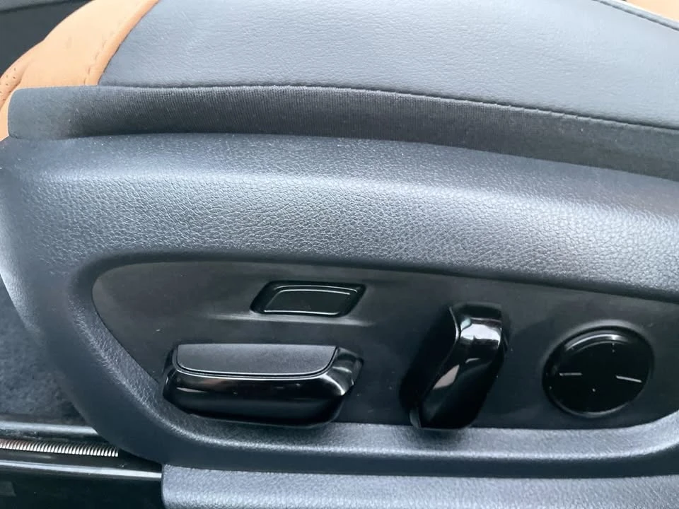 2025 Lexus ES 7th Gen - Image 20 of 20