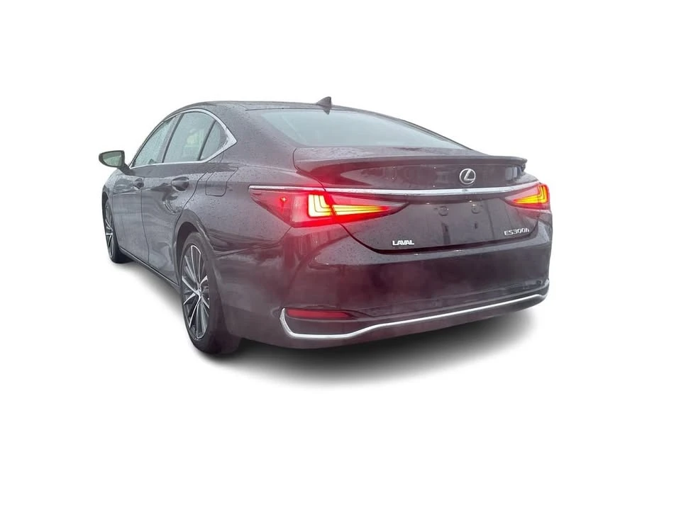 2025 Lexus ES 7th Gen - Image 11 of 20
