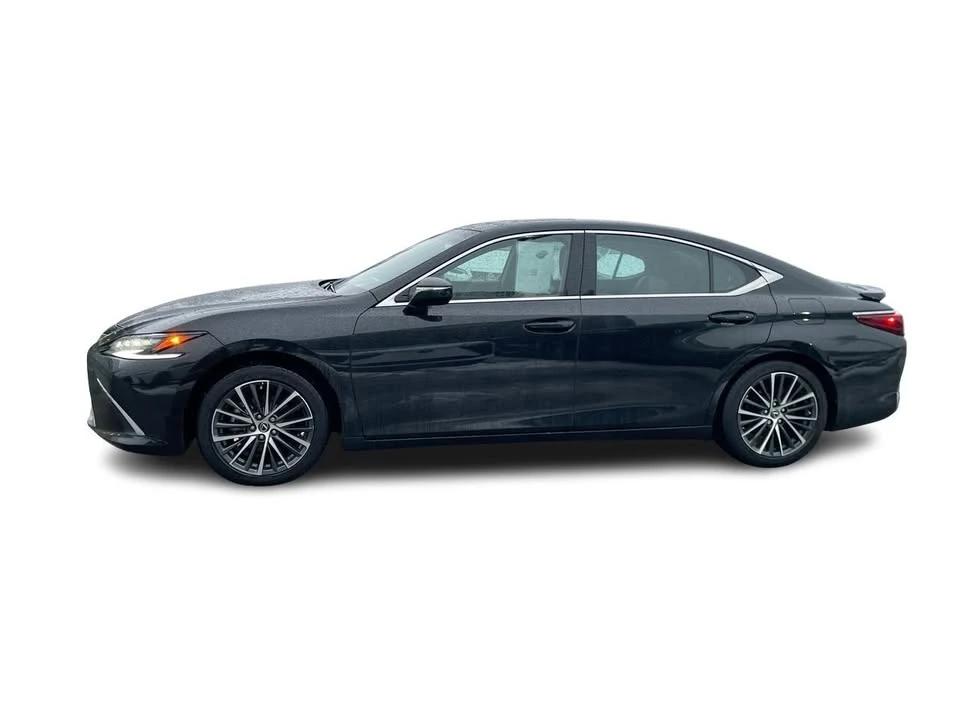 2025 Lexus ES 7th Gen - Image 8 of 20