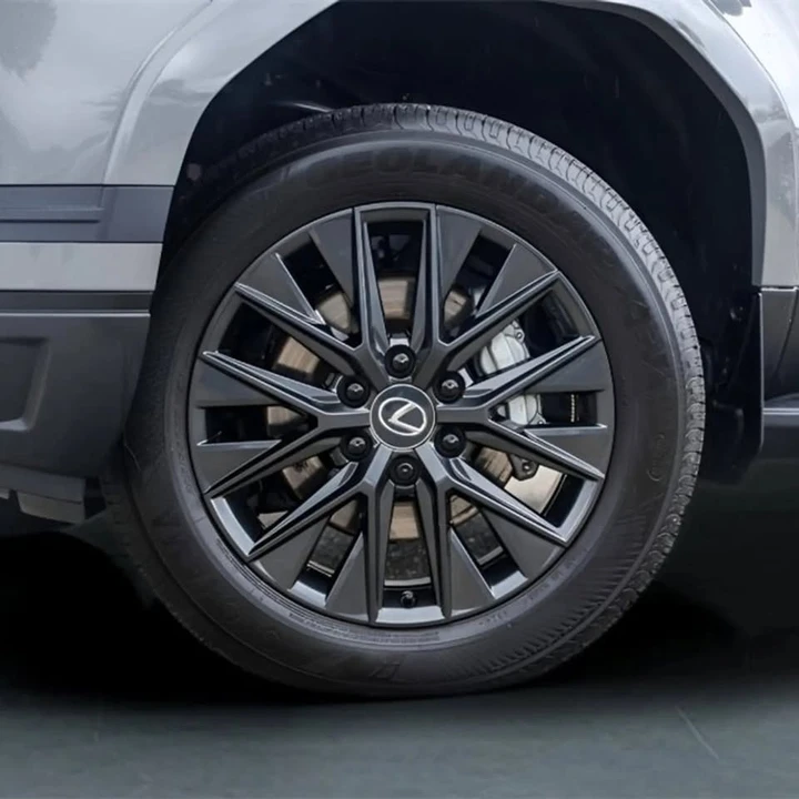 2025 Lexus GX 3rd Gen - Image 4 of 20