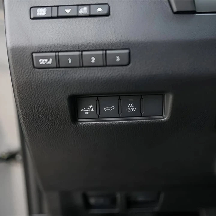 2025 Lexus GX 3rd Gen - Image 18 of 20