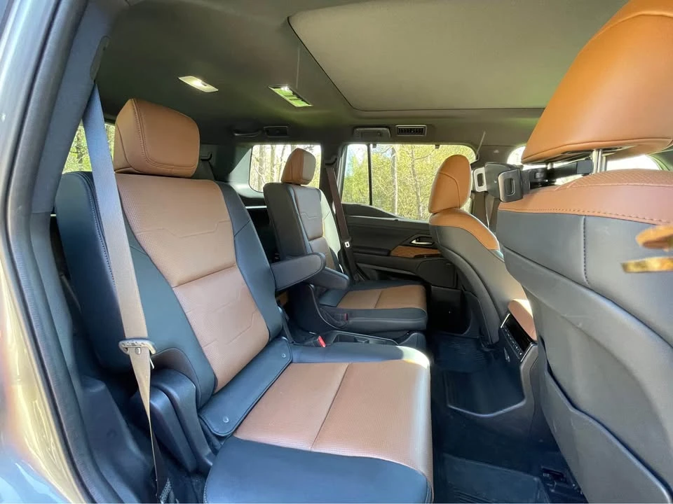 2025 Lexus GX 3rd Gen - Image 7 of 10