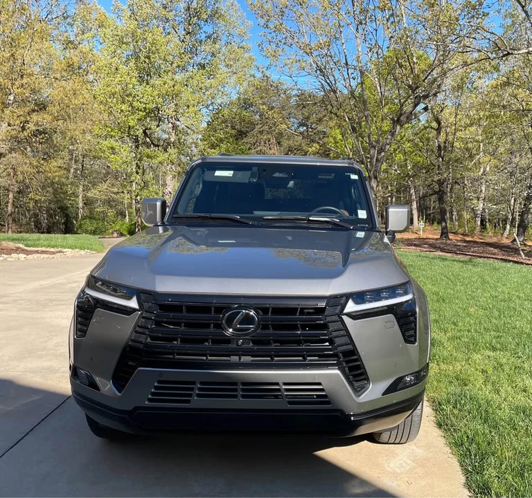 2025 Lexus GX 3rd Gen - Image 4 of 10