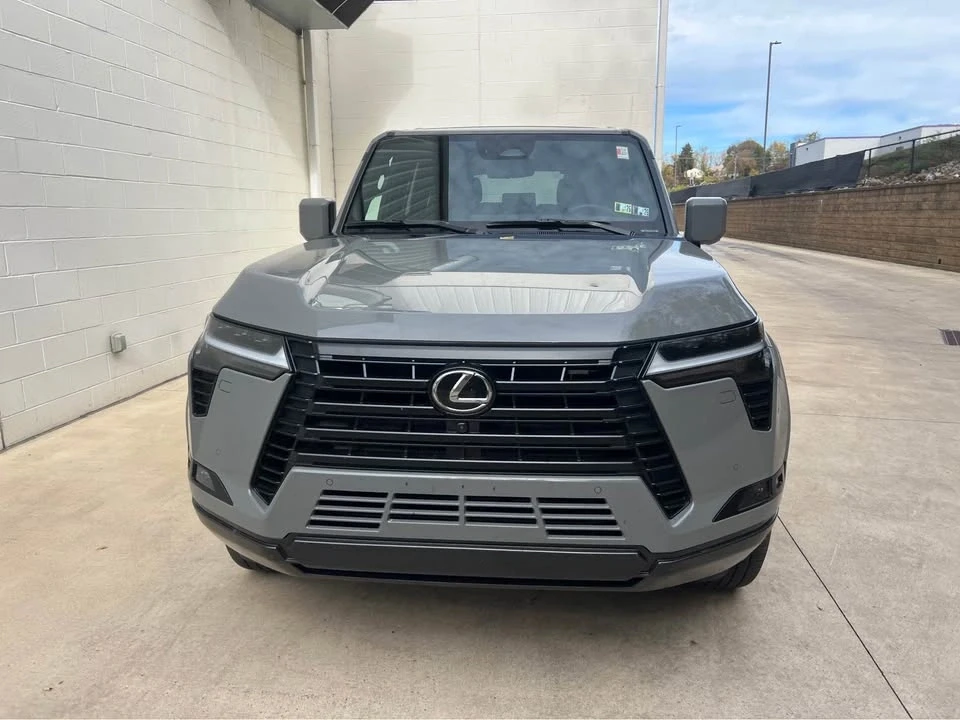 2025 Lexus GX 3rd Gen - Image 3 of 16