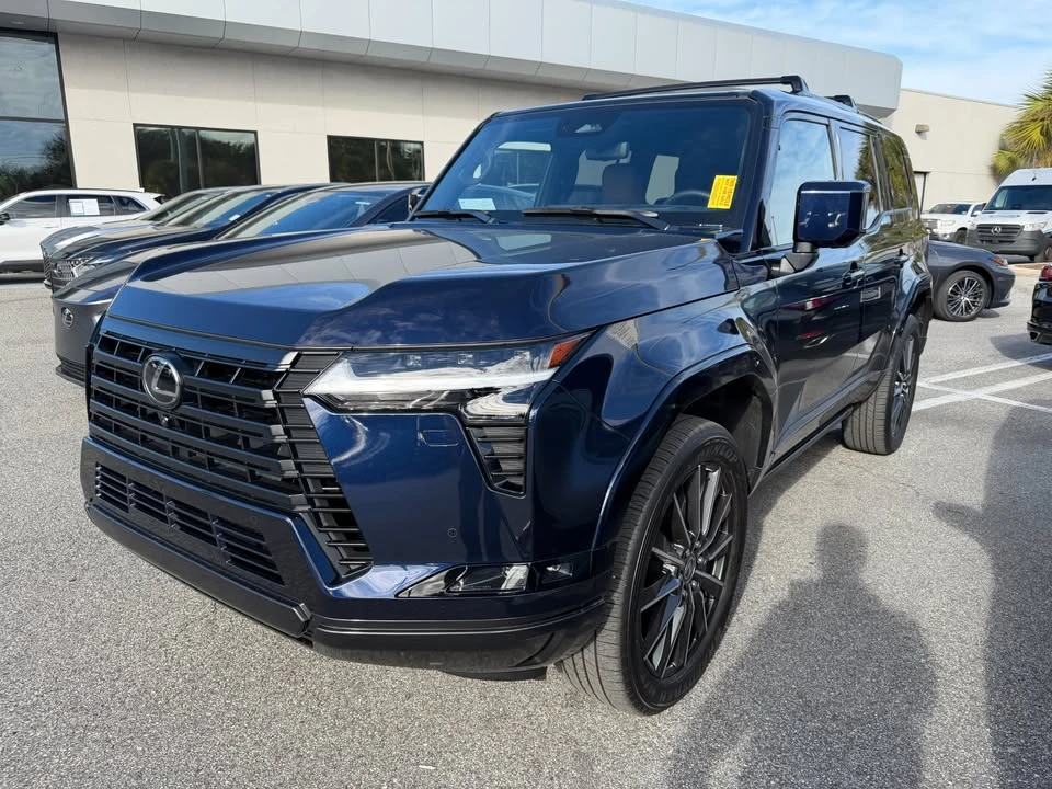 2025 Lexus GX 3rd Gen - Image 2 of 8