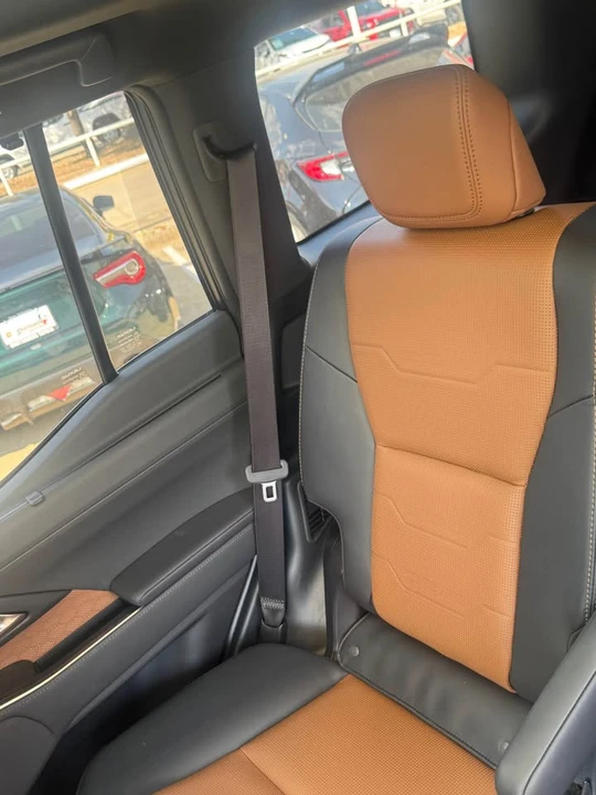 2025 Lexus GX 3rd Gen - Image 18 of 20