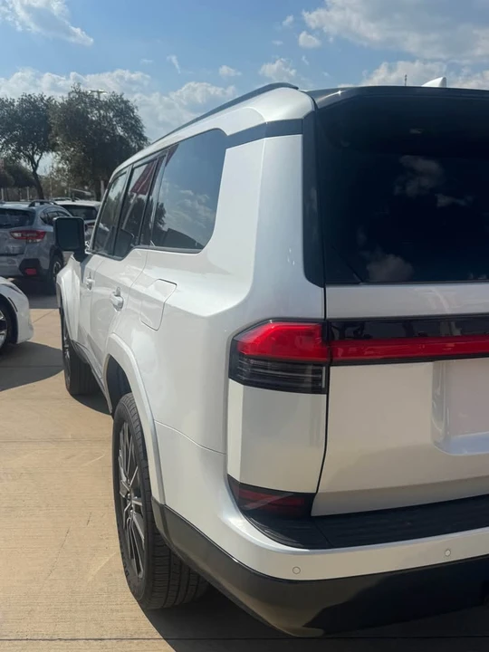 2025 Lexus GX 3rd Gen - Image 5 of 20