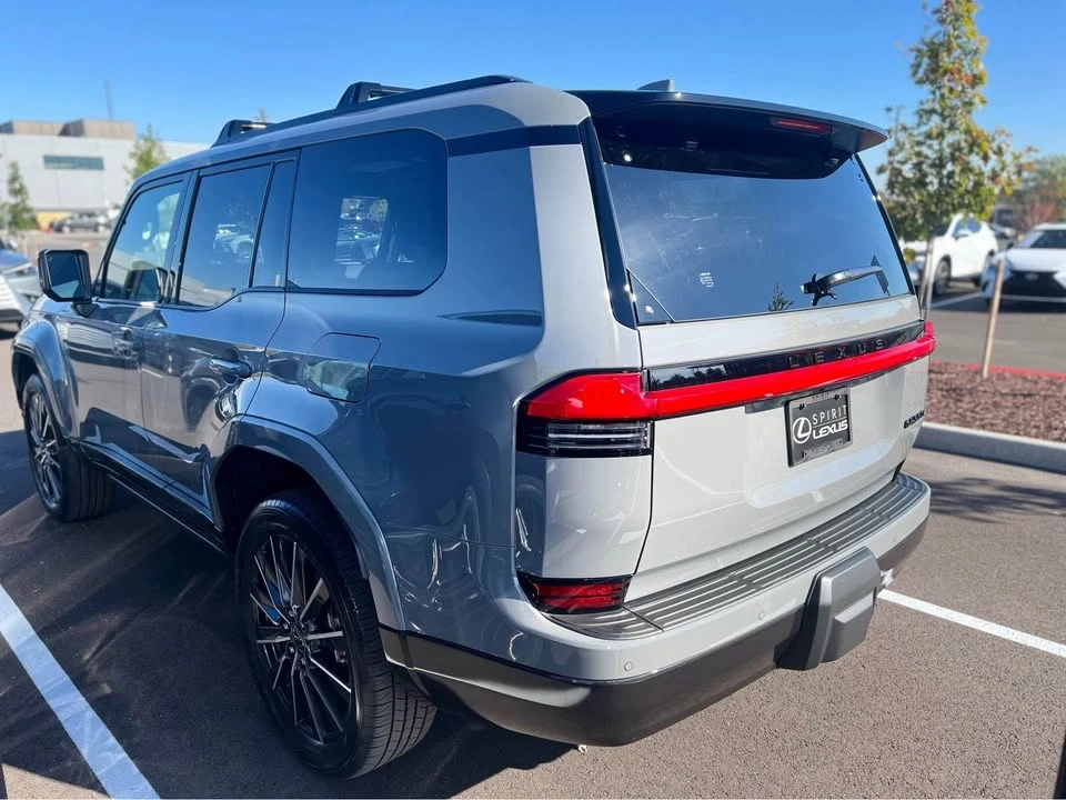 2025 Lexus GX 3rd Gen - Image 3 of 5