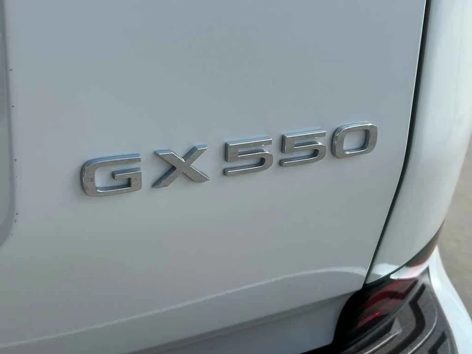 2025 Lexus GX 3rd Gen - Image 5 of 20