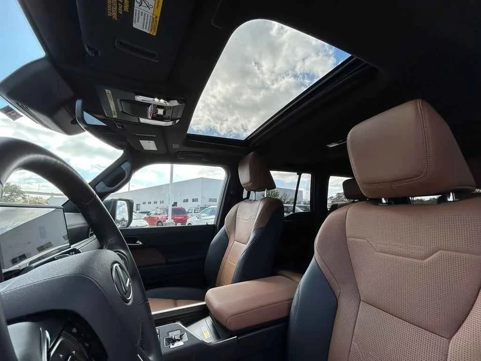 2025 Lexus GX 3rd Gen - Image 16 of 20
