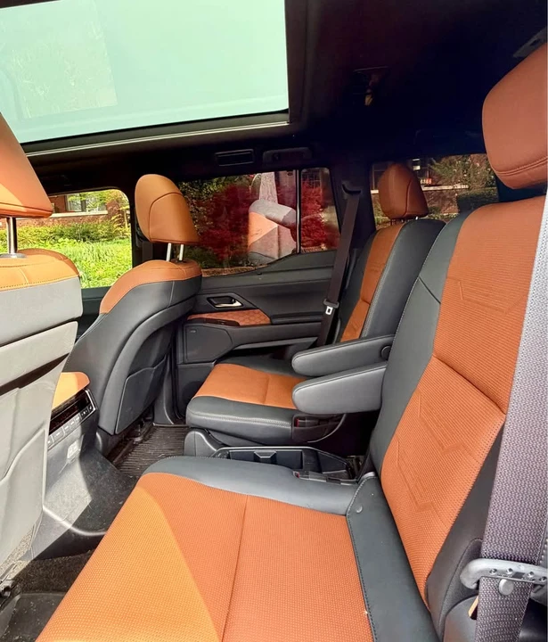 2025 Lexus GX 3rd Gen - Image 6 of 6