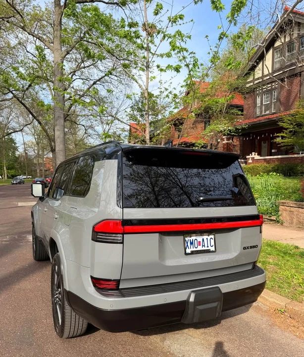 2025 Lexus GX 3rd Gen - Image 2 of 6