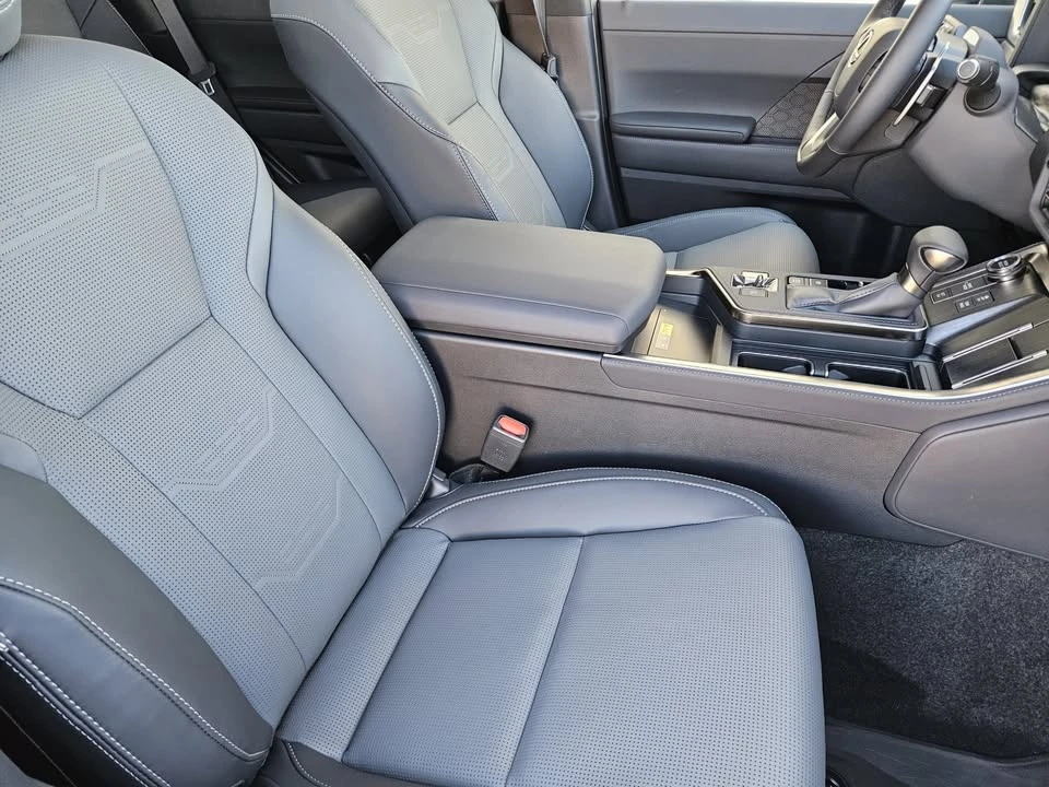 2025 Lexus GX 3rd Gen - Image 12 of 14