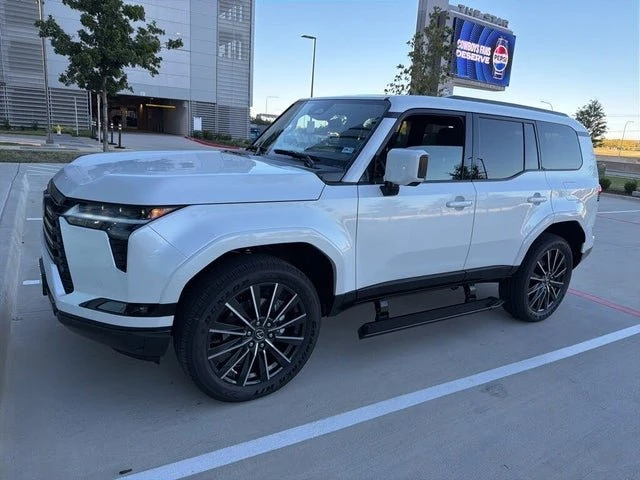 2025 Lexus GX 3rd Gen - Image 3 of 5