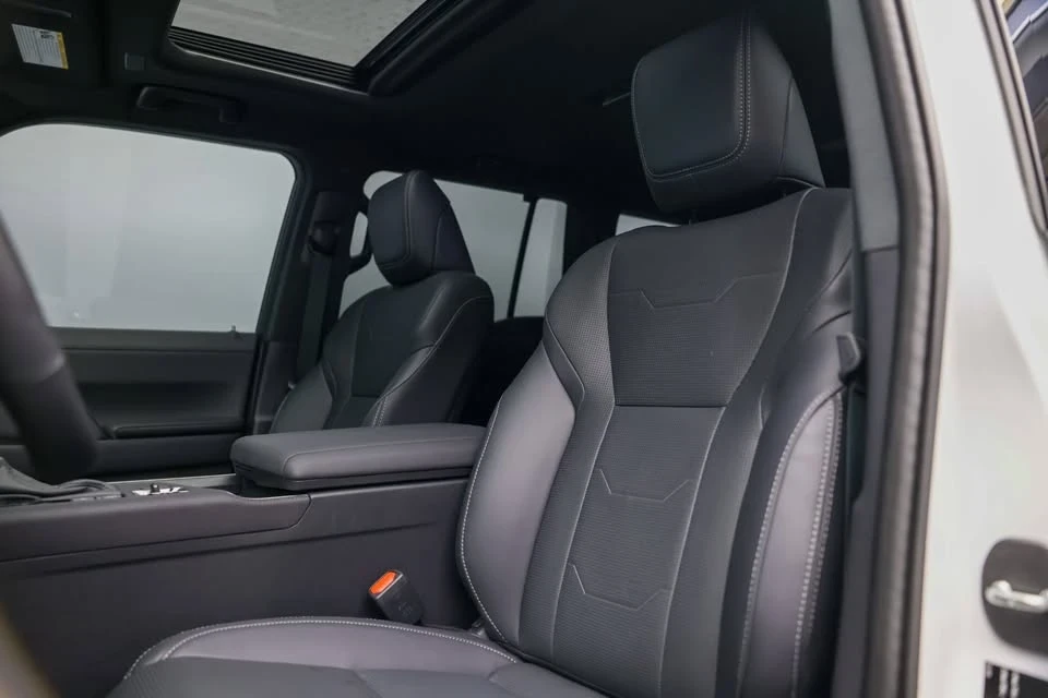 2025 Lexus GX 3rd Gen - Image 10 of 19